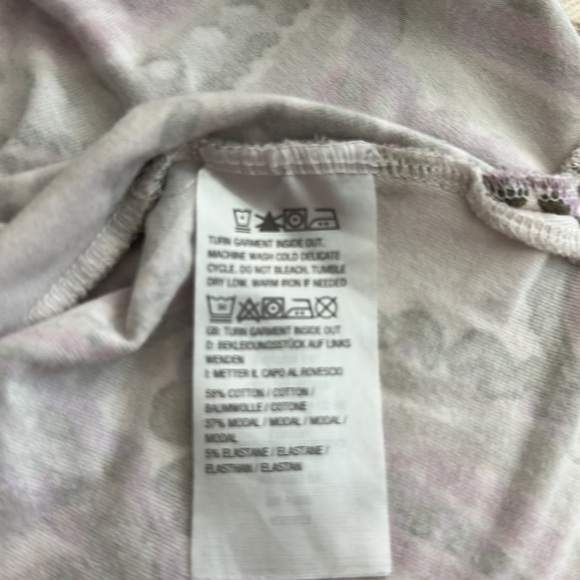 ISAAC MIZRAHI LIVE V neck Tunic - Picture 4 of 4